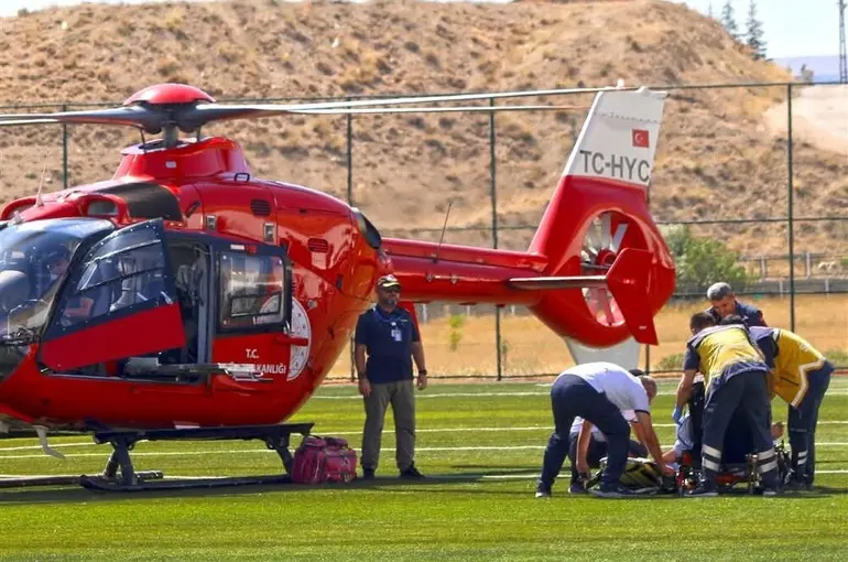 Malatya’da ambulans helikopter 87 yaşındaki hasta için havalandı
