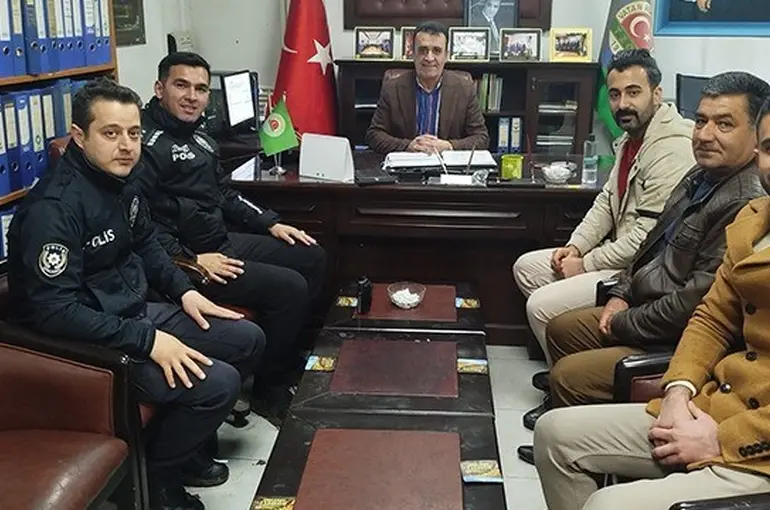 Malazgirt’te Polis Haftası’na sürpriz kutlama
