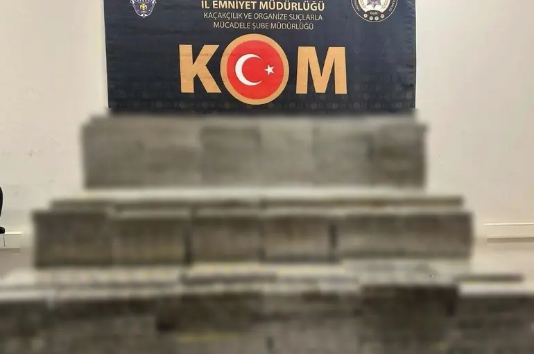 Mardin’de 14 bin paket kaçak sigara ele geçirildi
