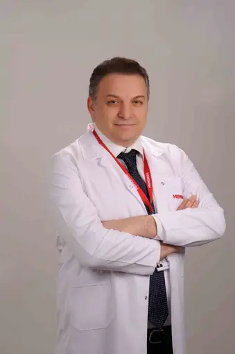 Masa başında çalışanlara omurga sağlığı uyarısı
