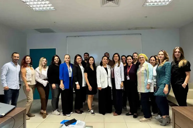 MEAH’ta Ameliyathane Hemşireliği Sertifikalı Eğitim Programı başladı
