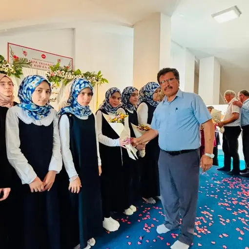 Merkezefendi’de hafızlık gururu 7. sınıfa başlamadan hıfzını tamamladı
