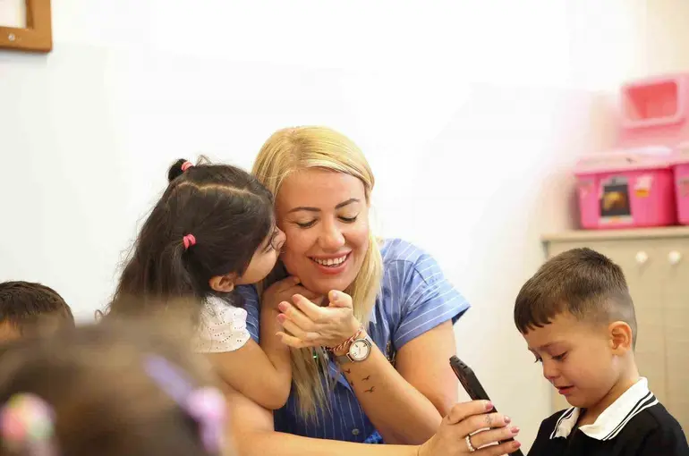 Merkezefendi’de minik öğrencilerin yeni eğitim dönemi heyecanı
