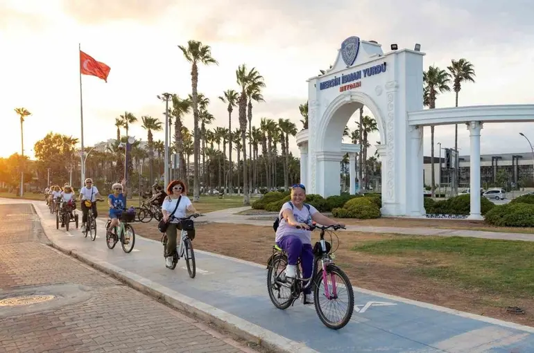 Mersin’de pedallar sürdürülebilir ulaşım için çevrildi
