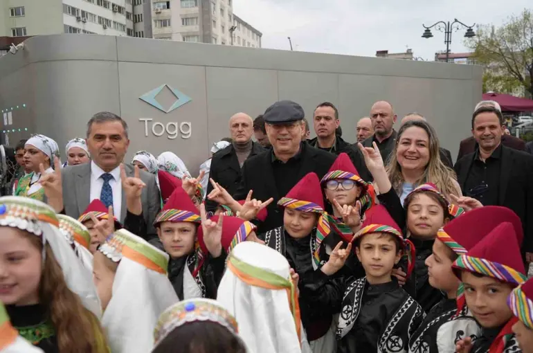 MHP Genel Başkan Yardımcısı Topsakal: "Avrupa Türklerle iyi geçinmek zorunda"