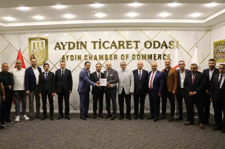 MHP heyeti AYTO Başkanı Ülken ile görüştü

