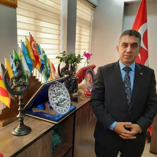 MHP Kütahya Merkez İlçe Başkanı Ayhan Toy görevinden affını istedi
