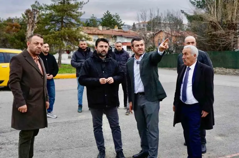 Milletvekili Cem Şahin, Karabük Belediyesi’nin çalışmalarını yerinde inceledi
