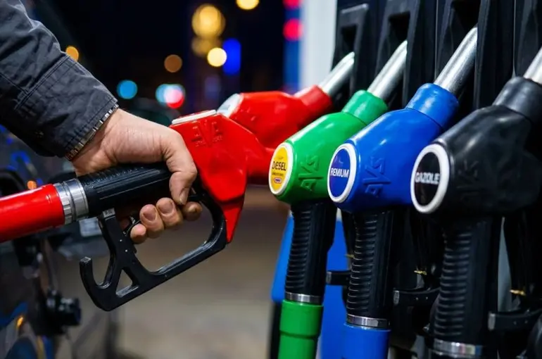 Motorine yeni zam yolda
