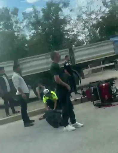 Motosiklet ile otomobil çarpıştı: 1 yaralı
