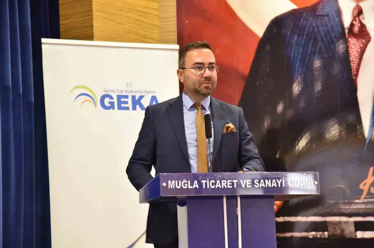 Muğla’da Çam Balı Çalıştayı düzenlendi

