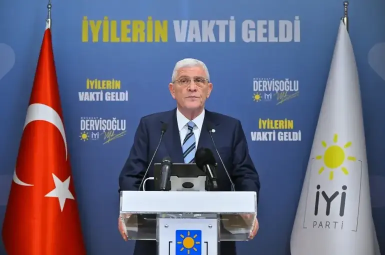 Müsavat Dervişoğlu: “100 yıllık reklam arası…”