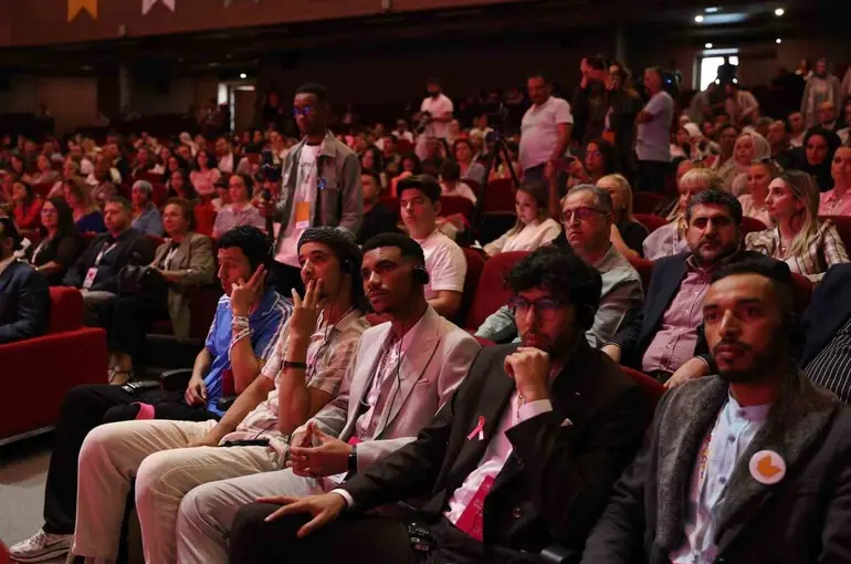 Muş’ta "12. Uluslararası Onkoloji Günleri" başladı
