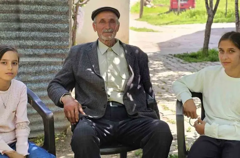 Muş’un üç dilli ilçesi Hasköy: 7’den 70’e herkes Türkçe, Kürtçe ve Arapça konuşuyor
