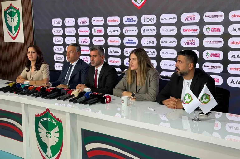 Nahit Eren: "122 bin insan ilk 10 dakikada bilet almak istedi’’
