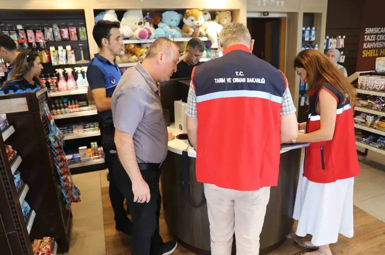 Nazilli Belediyesi’nden marketlerde denetim
