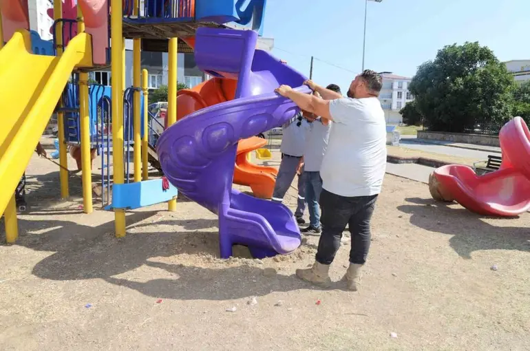 Nazilli’de oyun parkları bakıma alındı
