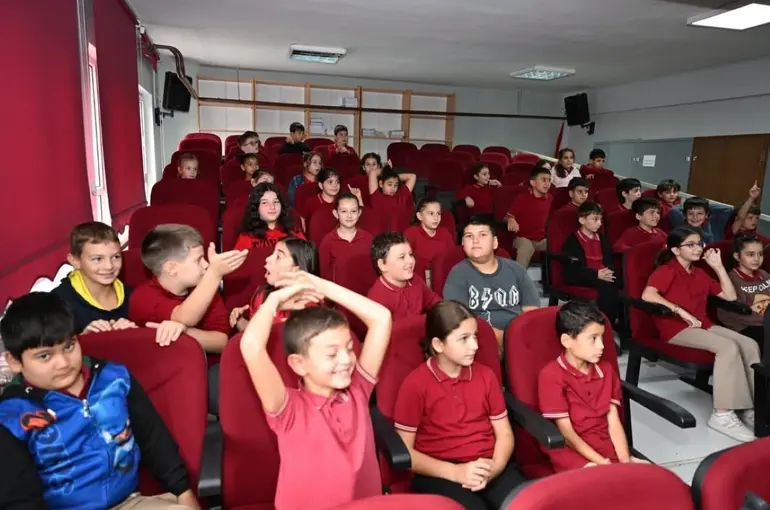 Öğrenciler "Köyümüzde Şenlik Var" projesiyle bilimle buluştu
