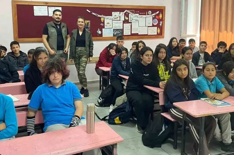 Öğrencilere doğa bilinci aşılanıyor
