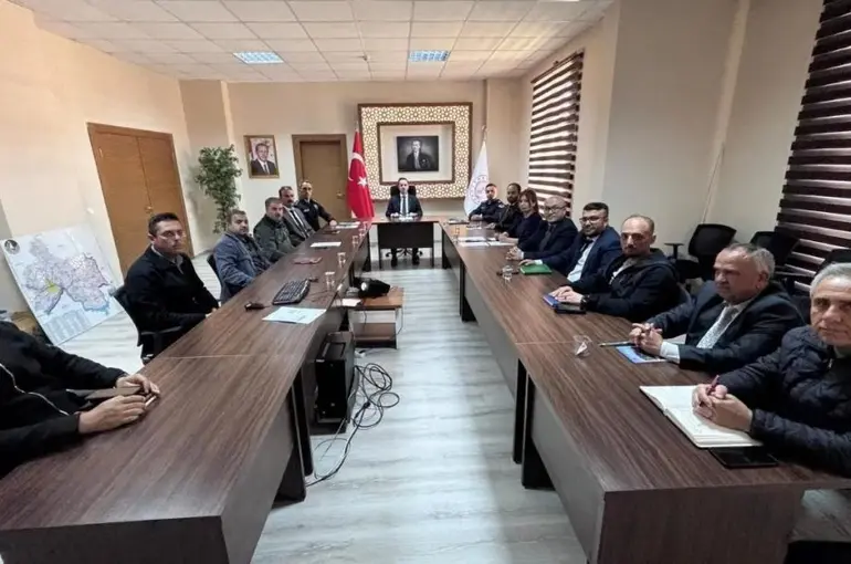 Orman yangınlarına karşı kritik toplantı
