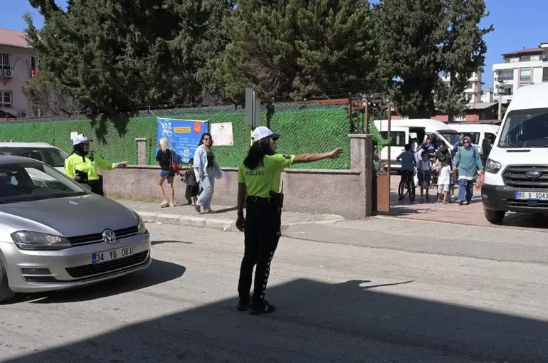 Osmaniye’de okul çevrelerinde dron destekli güvenlik denetimi
