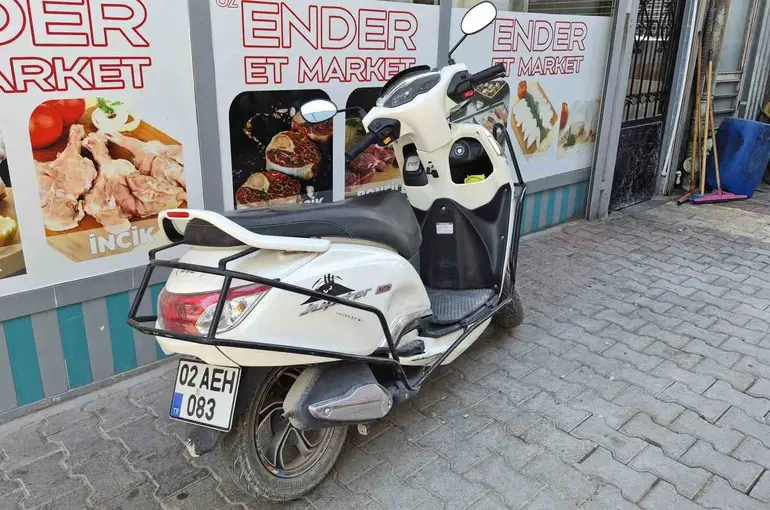 Otomobil ile motosiklet çarpıştı: 1 yaralı
