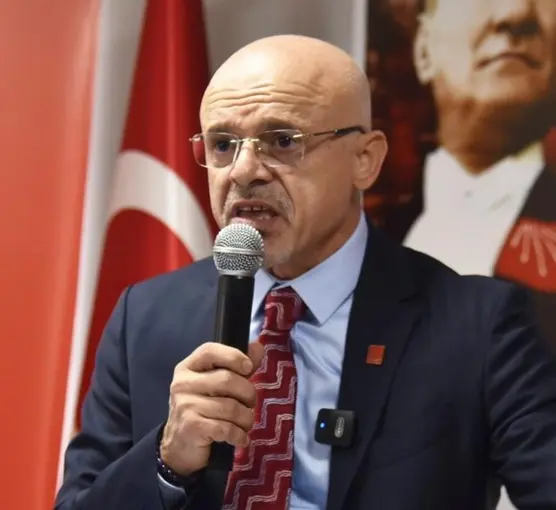 Özdağ, yeniden aday
