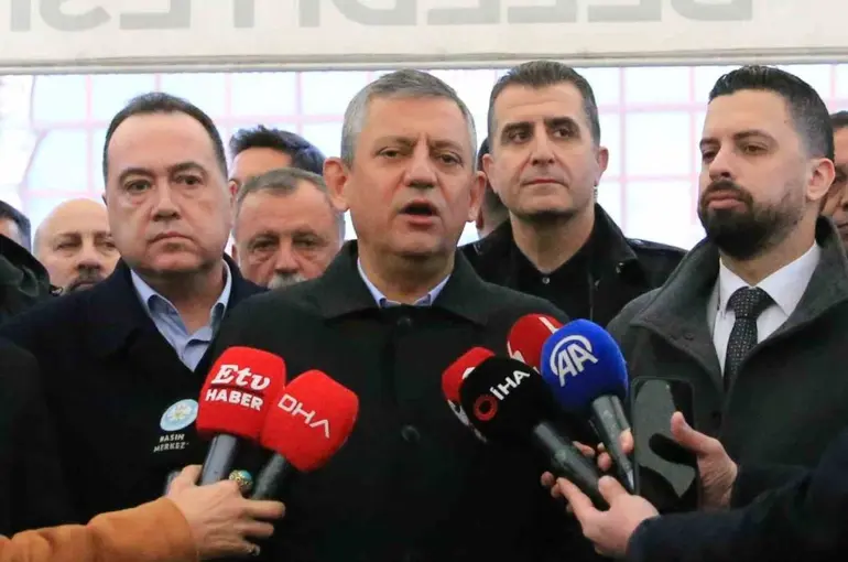 Özel: "İran’ın geleceğine İranlılar karar verecek"
