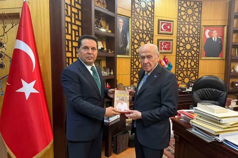 Özer’den Bahçeli’ye ziyaret: "Kutuplaşmayı geride bırakıp kucaklaşma zamanı"
