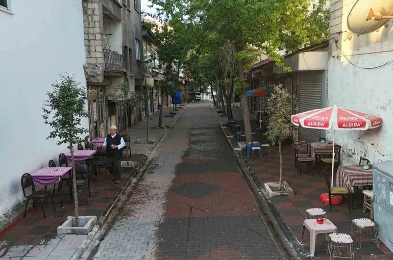 Patnos’ta Buhara Çarşısı yenilenen yüzüyle hizmette
