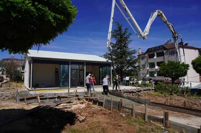 Pelitözü’ne yeni muhtarlık binası, sosyal tesis ve park alanı kazandırılıyor
