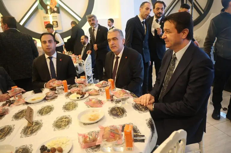 Saadet Partisi'nden "Geleneksel Konya İftarı" programı
