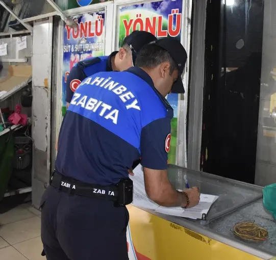 Şahinbey Belediyesi’nden son kullanma tarihi geçmiş ürünlere geçit yok
