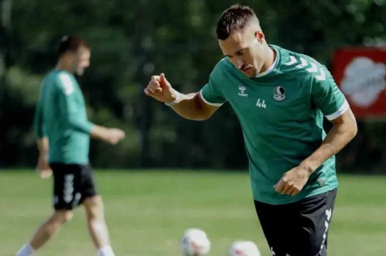 Sakaryaspor, Amedspor mesaisinde
