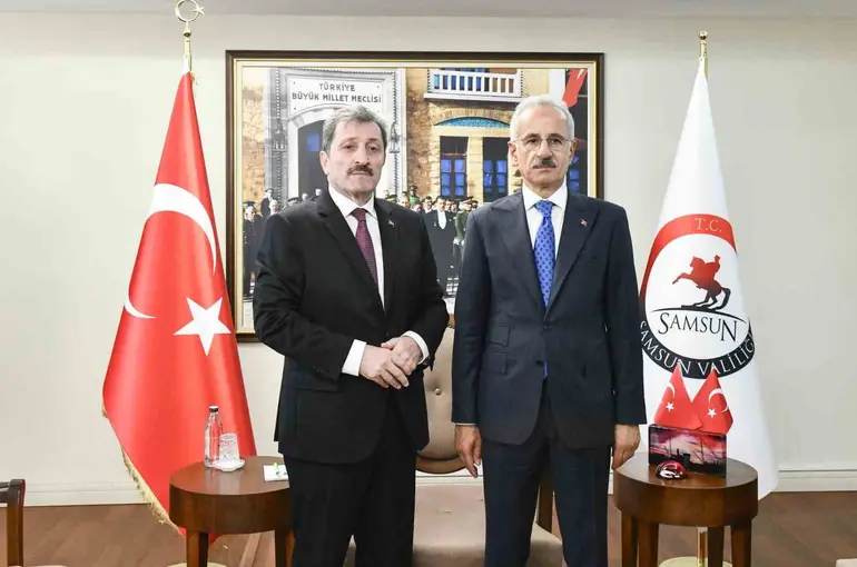 Samsun Valisi Tavlı: "Ulaşımın Yüzyılı’nda Türkiye hızlandı, Samsun da hızlanıyor"
