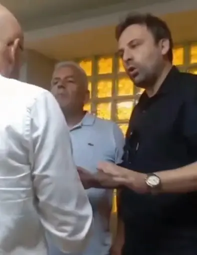 Samsun’da CHP İl Başkanlığı’nda ’devir-teslim’ gerginliği
