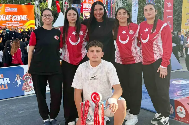 Samsun’un mas güreşi başarısı
