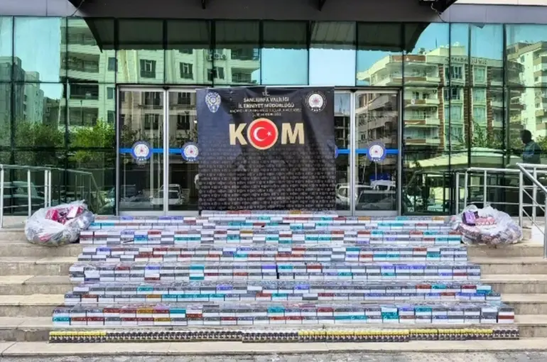 Şanlıurfa’da 10 milyon TL değerinde kaçak tütün ve sigara ele geçirildi
