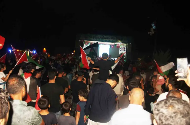 Şanlıurfa’da "Filistin Konvoyu" mitingine yoğun ilgi
