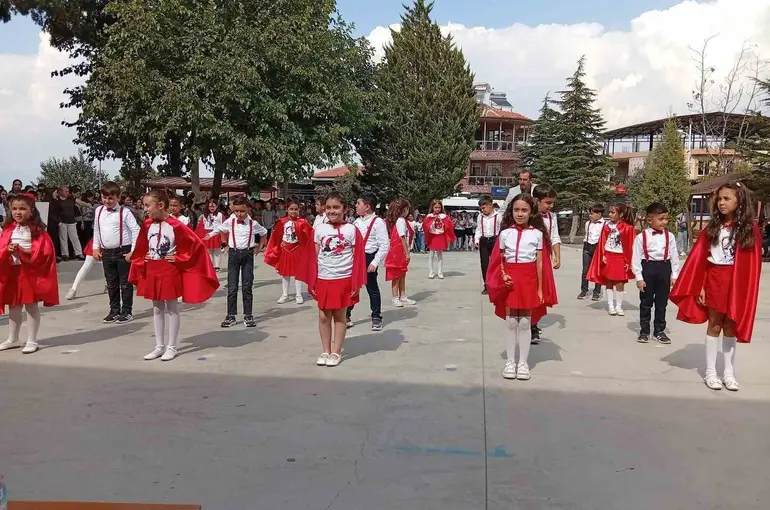 Sarıgöl’de İlköğretim Haftası etkinlikleri
