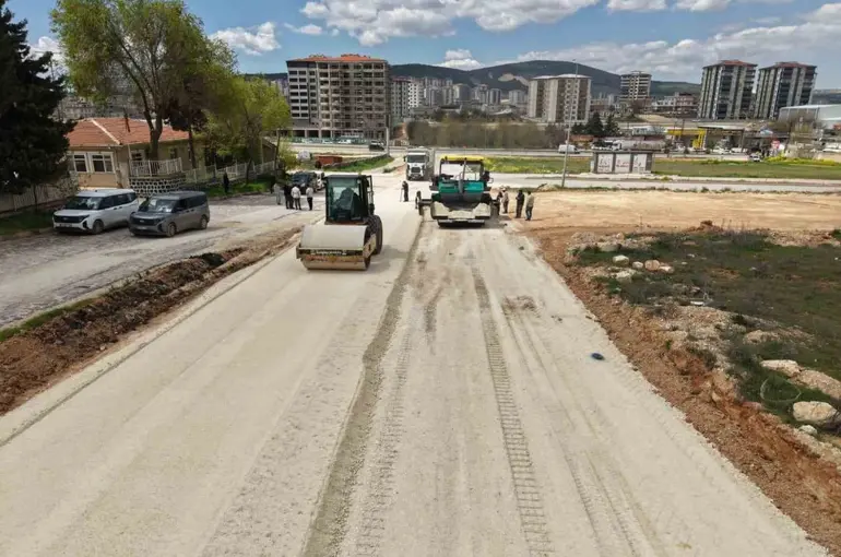 Şehitkamil’de yollar yenileniyor
