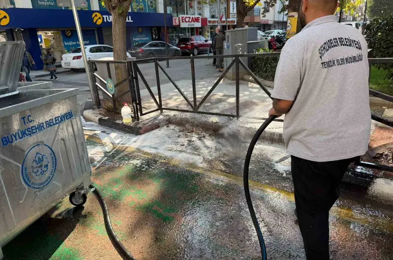 Şehzadeler’de temizlik seferberliği
