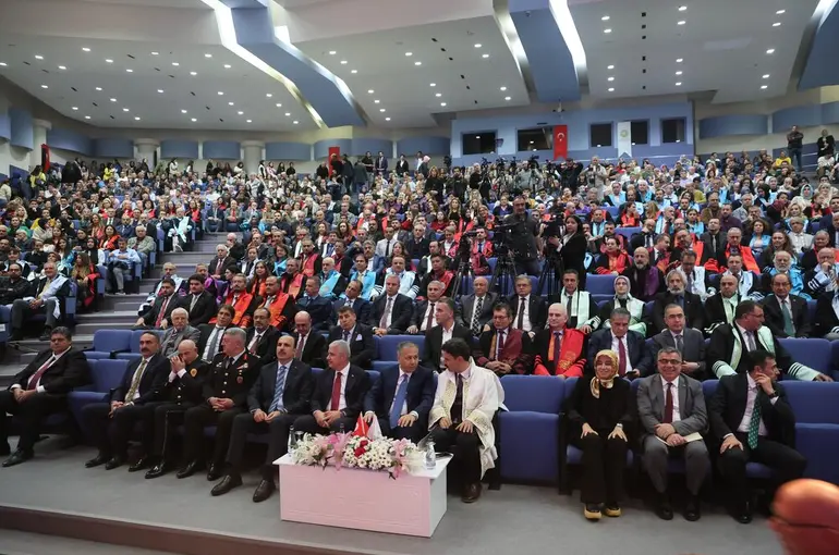 Selçuk Üniversitesinde Akademik Yıl, Bakan Yerlikaya’nın katılımıyla açıldı