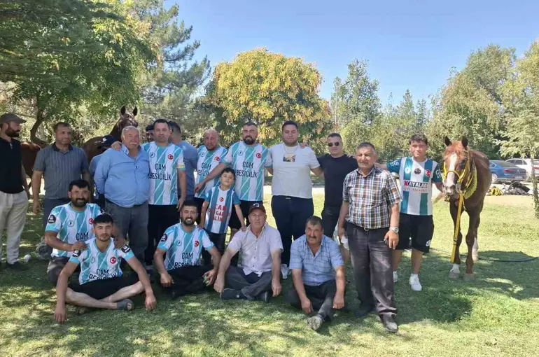 Selendili ciritçiler Ankara’da yarı finale kaldı
