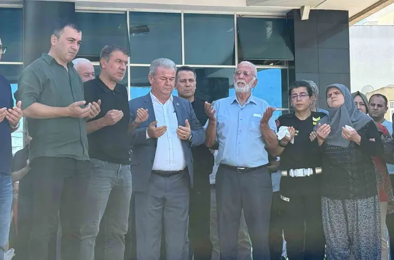 Serik’te genç zabıta kansere yenik düştü, son yolculuğuna gözyaşlarıyla uğurlandı
