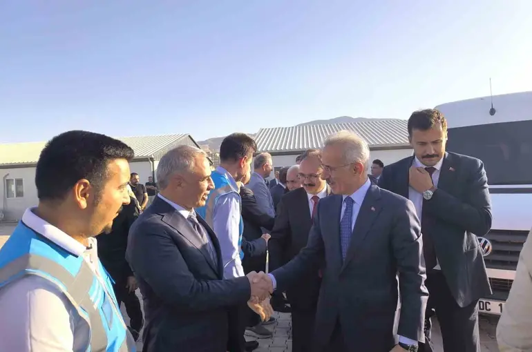 Siirt-Kurtalan demir yolu hattında fiziki gerçekleşme yüzde 30’u aştı: 2030 hedefine bir adım daha yaklaştı
