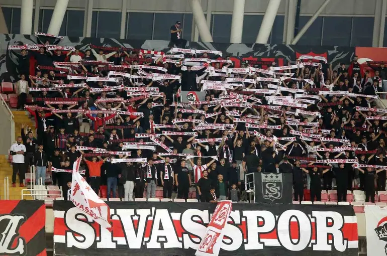 Sivasspor - Adana Demirspor maçının biletleri satışa çıktı
