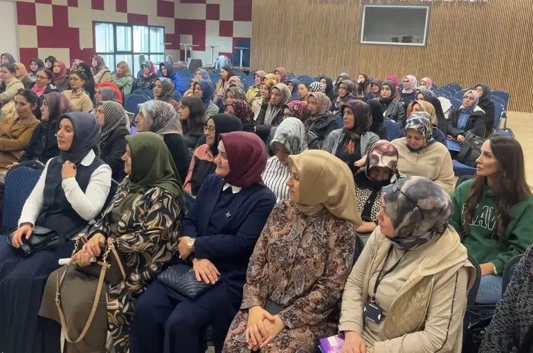 Sivas’ta Aile Seminerleri programı başladı
