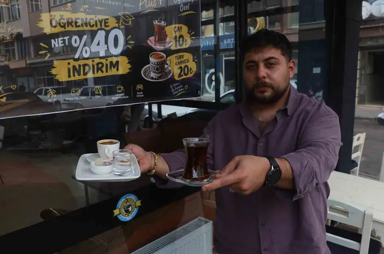Sivas’ta öğrencilerin bütçesine sıcak dokunuş

