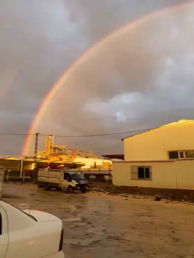 Siverek’te sağanak sonrası gökkuşağı mest etti
